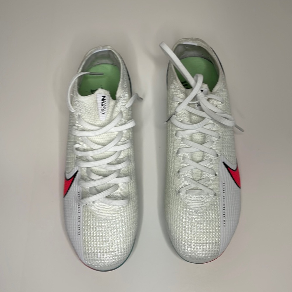 Nike soccer cleats brand new